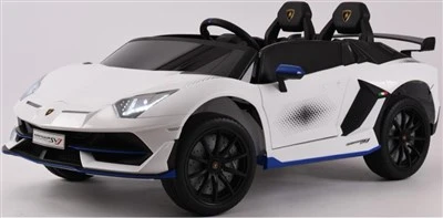 Passeio de Lamborghini licenciado 12V no carro